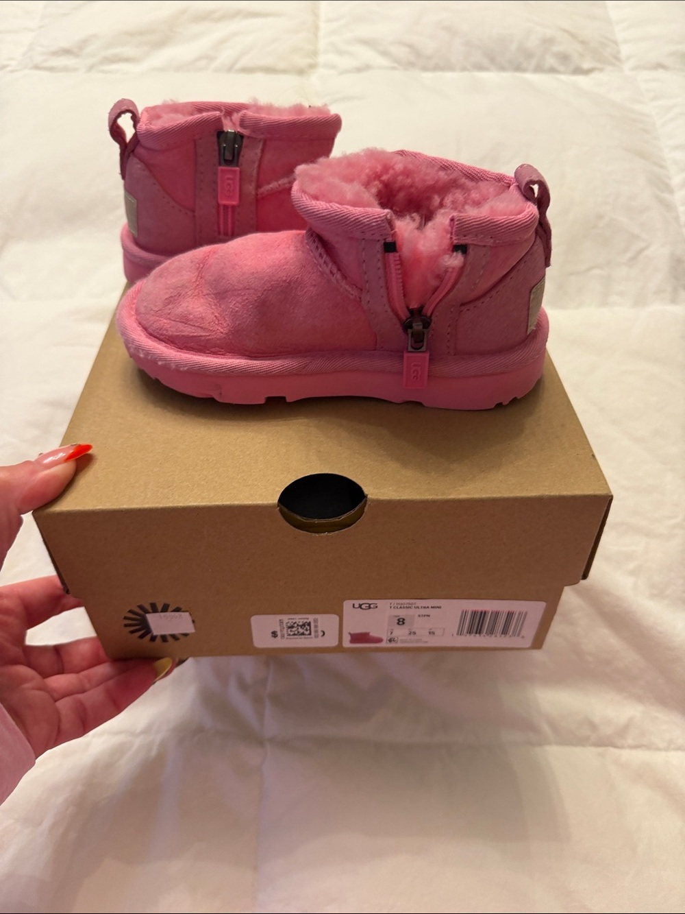 UGG Kids Pink Zip-Up Sheepskin Ankle Boots Size 8
